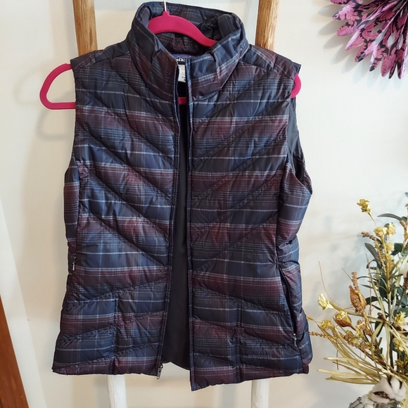 Patagonia Jackets & Blazers - NWOT Patagonia Goose Down Vest Medium